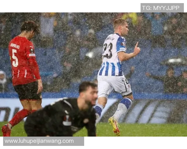 埃因霍温与巴萨的音乐之夜：激情与旋律交织的足球盛宴