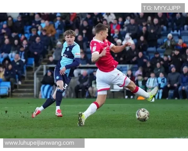 威科姆与罗瑟汉姆激战正酣谁能在这场较量中笑到最后